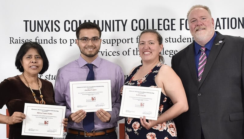 Scholarships • CT State Community College Tunxis